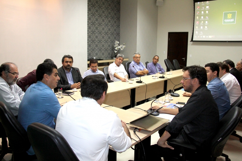 Prefeito e Conselho Estadual do Mercado Imobiliário dialogam sobre avanços para Cuiabá